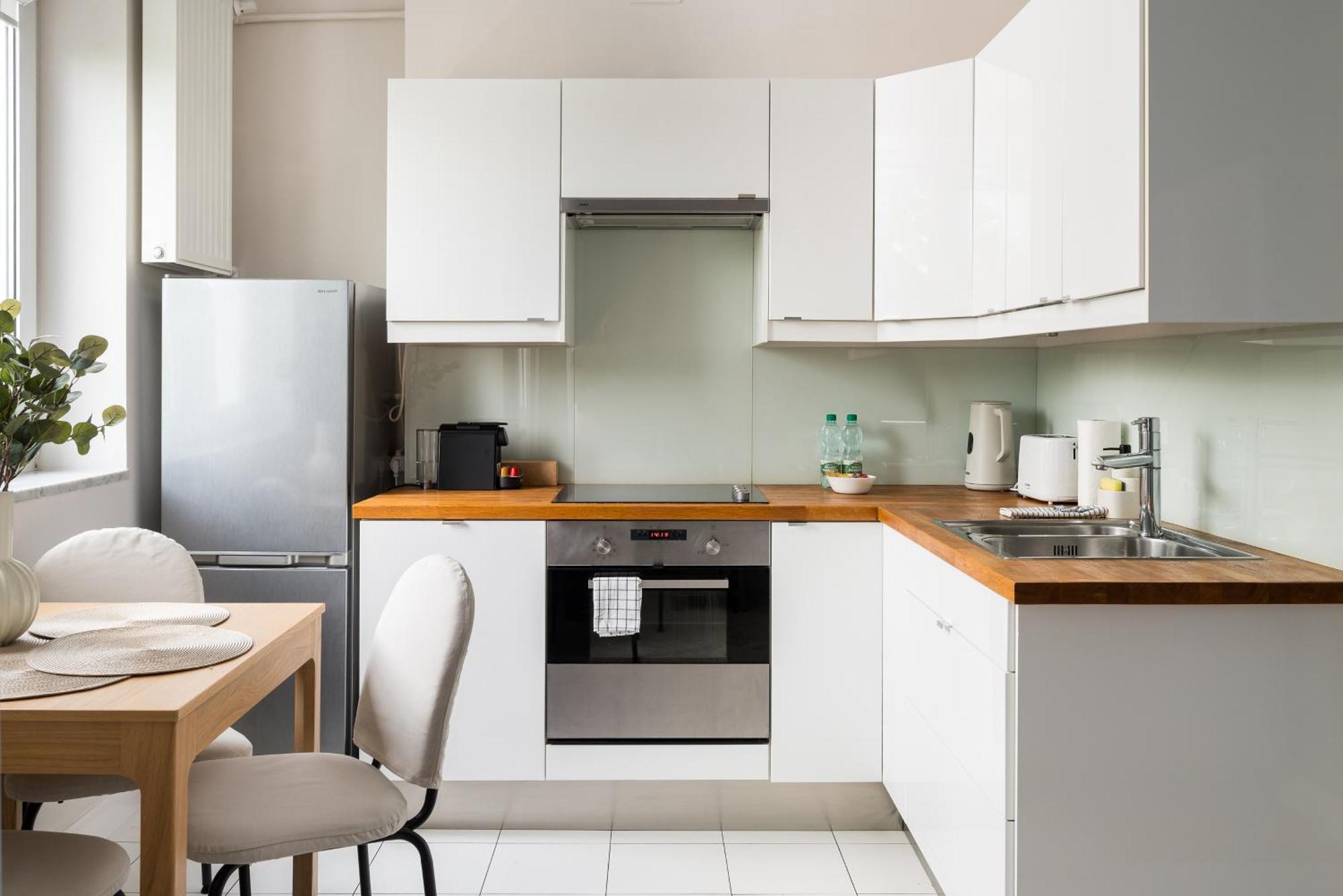 Wola Ratusz Homely Apartment Warszawa Zewnętrze zdjęcie