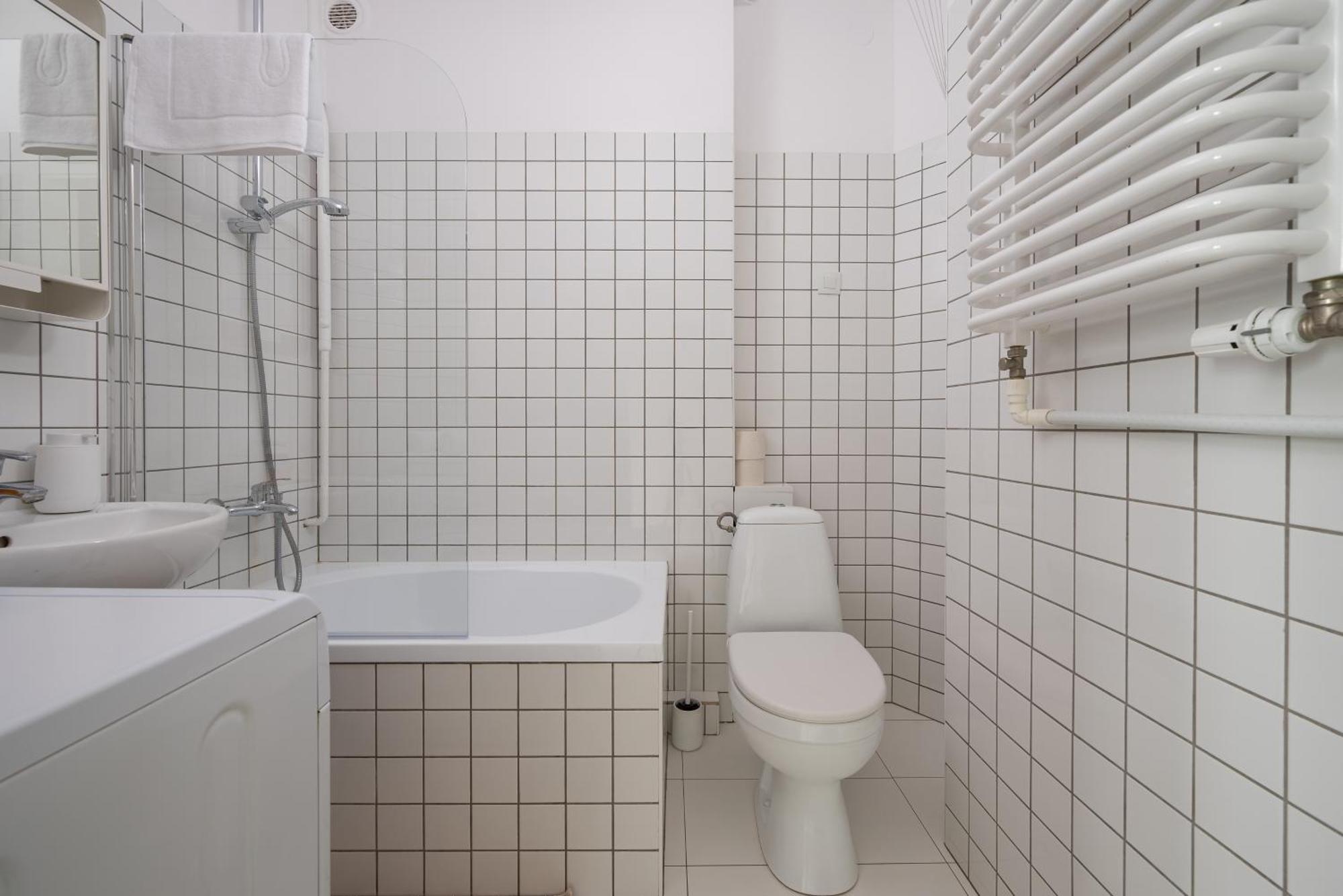 Wola Ratusz Homely Apartment Warszawa Zewnętrze zdjęcie