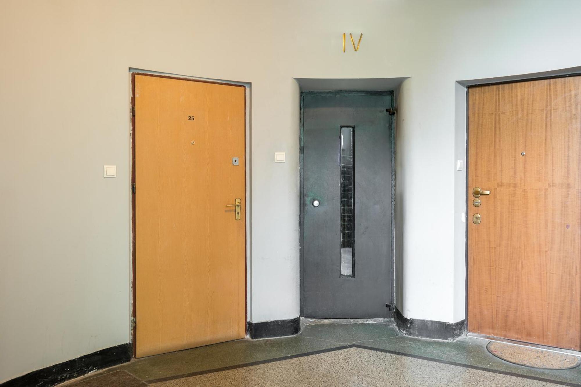 Wola Ratusz Homely Apartment Warszawa Zewnętrze zdjęcie